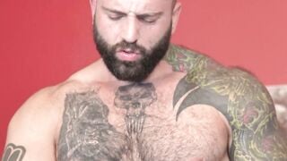 آموزشی EDUCATION in Lust A Family Affair