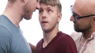 Snowed In A Threeway Cumfest