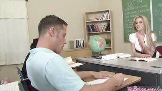 Twistys - hot Professor Brooke Banner Blows Students Dick