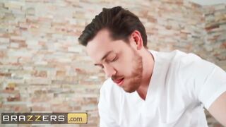Brazzers - Lucky Mailman Fucks Katy Jayne's Butt on the Strokes Table & Shoots his Load on her Face