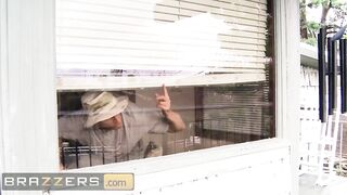 Brazzers - Pretty 19 Yo Jillian Janson Gets on her Knees and Blows Mark Ashley Penis