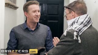 Brazzers - Slutty Blonde Teenagers Lana Harding Gets Filthy with that Monster Dick