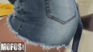 MOFOS - Amateur phat butt Hispanic ride POV