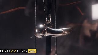 Brazzers - sexy Dark Haired Kendra Spade Squirting all over the Place