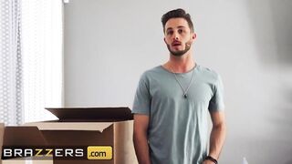 Brazzers - Big Boobed cougar Richelle Ryan Gets a Lusty Young Penis