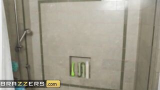 Brazzers - Big Boobed Alena Croft Gets her Butt Nailed into the Shower