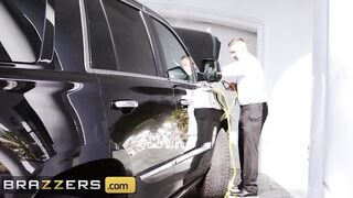 Brazzers - Cheating Wifey Azul Hermosa Fucks her Driver