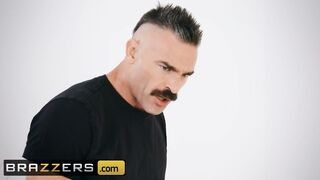 Brazzers - Robocock Charles Dera Investigates Zanna Blue Vagina