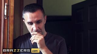 Brazzers - Lana Rhoades Deepthroats Huge Dick and Rims Keiran Lee
