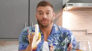Brazzers:Party like a Finger's up your Trailer