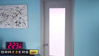 Brazzers - Alessandra Jane Gets Passed from Gloryhole to Fucking