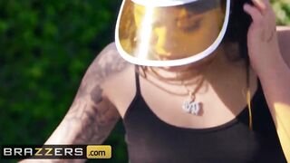 Brazzers - Tattooed Gina Valentina Gets Boned on the Tennis Court