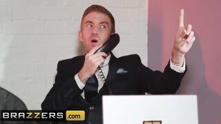 Brazzers - Long Tit Thicc Boss Lucia Love Gets Long Dicked at Work