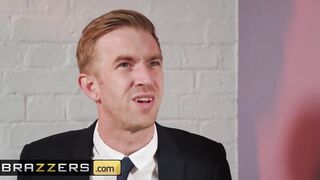 Brazzers - Long Tit Thicc Boss Lucia Love Gets Long Dicked at Work