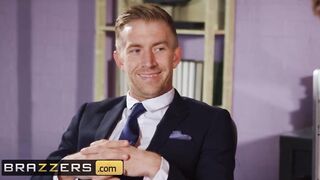 Brazzers - Long Tit Thicc Boss Lucia Love Gets Long Dicked at Work