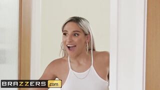 Brazzers - PAWG Lesbians Abella Danger & Payton Preslee Squirt