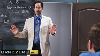 Brazzers - Curvy Big Boobed Coed Violet Myers Riding Professor
