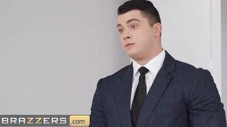 Brazzers - Cheating milf Christie Stevens needs Huge Penis
