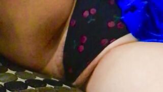 Pose my Bushy Pink Snatch – American Milf 11