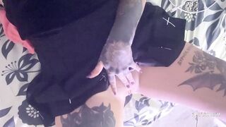Gothic hoe ejaculates home sex tape