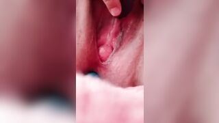Sexywingedone loves dildos into her butt!