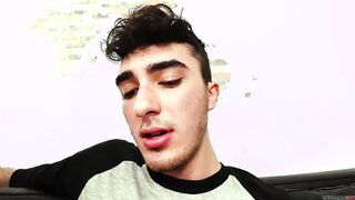 Kiki Clout Offer This Pupil The Hand Job Of a Lifetime