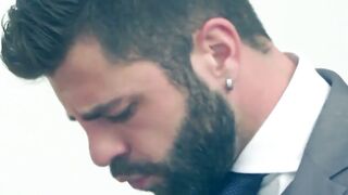 Conquering the Boardroom Hector de Silva vs Emir Boscatto