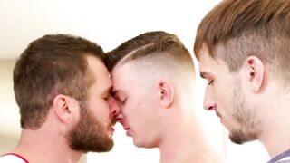 Rough LoveRawNextDoor.com Threesome Raw fucking with Young Muscle Hunk