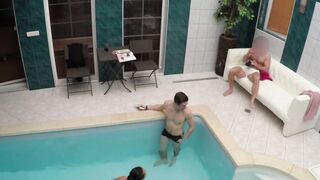 SunKissed Seduction Hoe 9