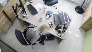 CV to C rov er Fake Agent Tries to Do Her Dirty