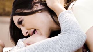 Sultry Seduction Eliza Ibarras TongueTempting Tease for Gizelle Blanco