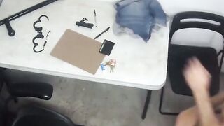 Punishment Mode Elite Officer takes Down the Thief