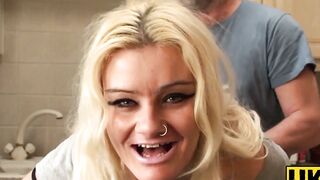 Submissive Siren Hoe 2