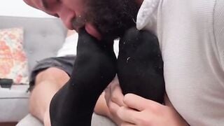 SoleMatesXXX.com Tempting Toms Toes  A Booming Beitrag to Rays Foot Worship