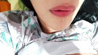 babe bimbos masturbates inside her room
