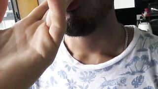 Sabor de Fuego  Cuando dos hombres llenan la boca de un medico