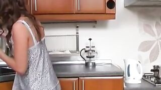 XRATED! Roxxys Secret SelfShave EXPOSED