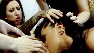 Squirting Sodomy A Lesbian Orgy of Epic Proportions