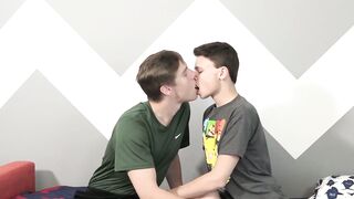 Toute vaどうする Tiny Twink Austin versus the 10inch Drill of Trey Woods