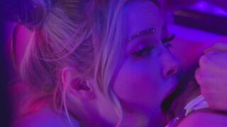 Squirting Seduction Cocos Lesbian Lovers Orgasmic Delight