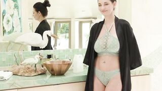 Seduced by Desire Luxury Nuru Massage Lessons with Mia Malkova