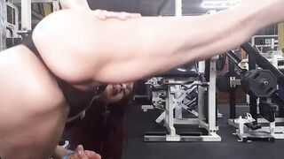 WORKOUT BOMBSHELL OF THE LEGS OF THE SCULPTURAL GODDESS milf