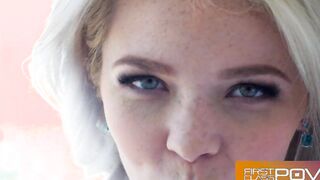 Bubble Ass Blonde Throws That Booty Back