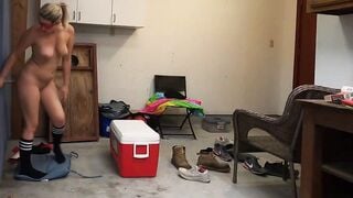 Ex-Wife removes stranger's condom at gloryhole – private