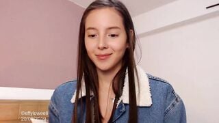 Sweet petite cunt with mouth seduces you while she dresses