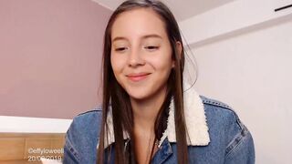 Sweet petite cunt with mouth seduces you while she dresses