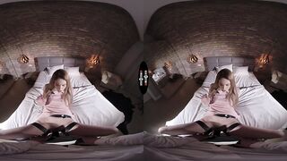 Modern sluts Mia gets her snatch unlocked and banged rough