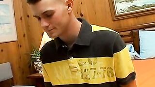 "Smoking & Wanking - Hunks Jerk Off In Public"