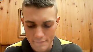 "Smoking & Wanking - Hunks Jerk Off In Public"