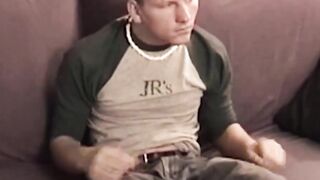 "Hunk's Solo Jerkoff - Hot Guy Shoots Big Load"